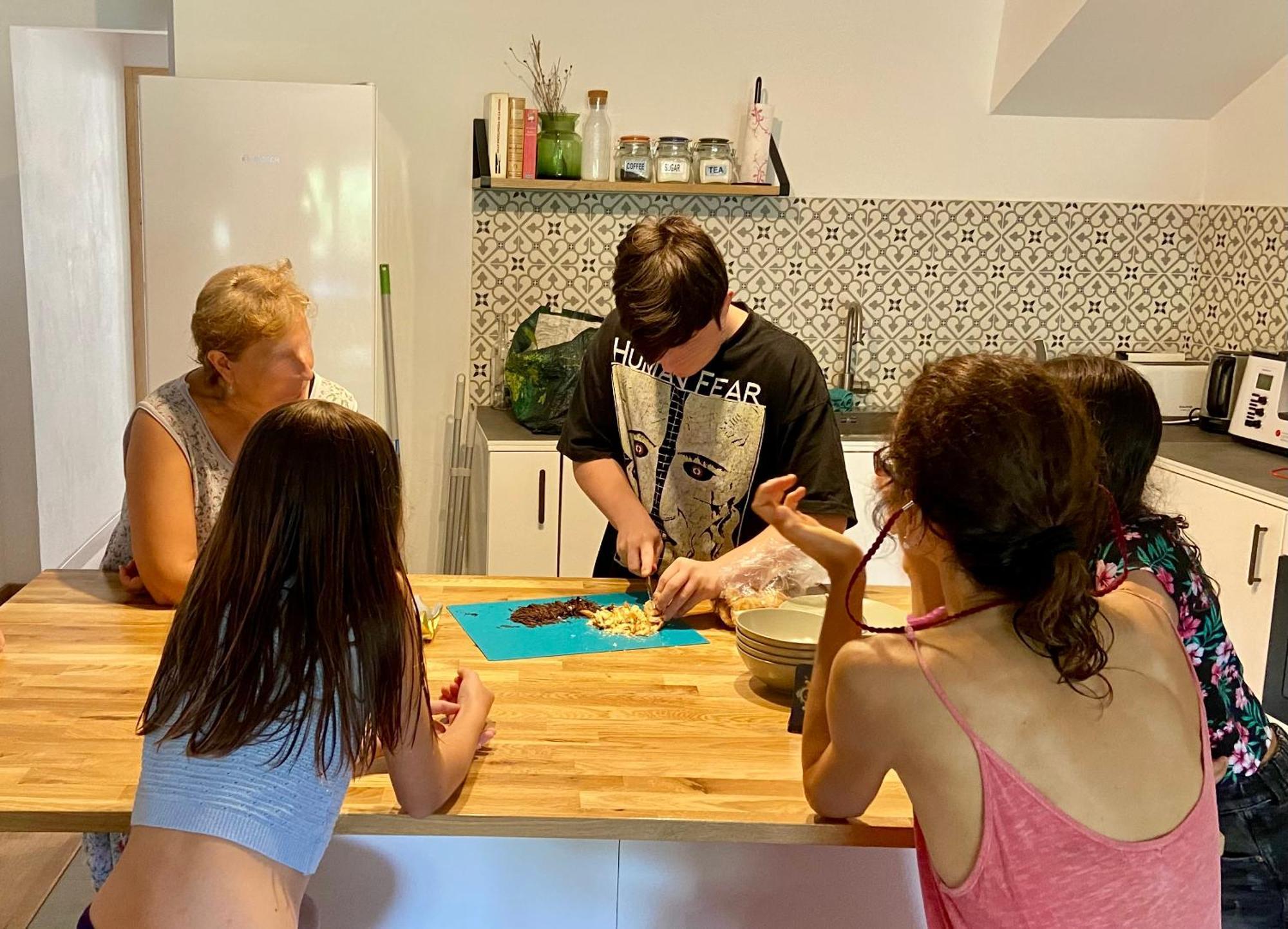 Вилла Casa Acollidora I Familiar Amb Jardi I Barbacoa Ажер Экстерьер фото