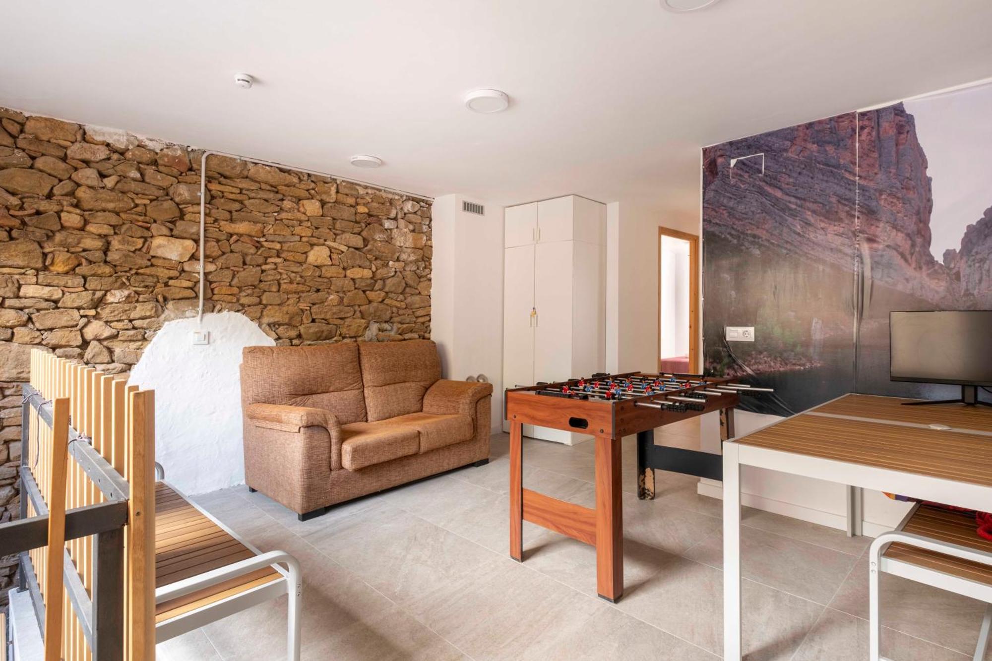 Вилла Casa Acollidora I Familiar Amb Jardi I Barbacoa Ажер Экстерьер фото