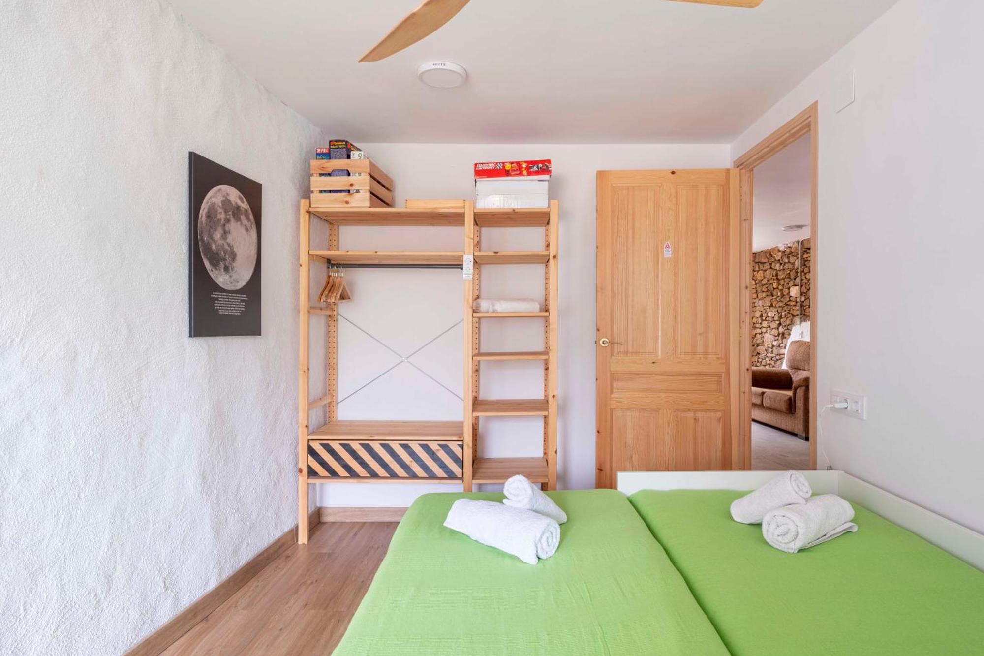 Вилла Casa Acollidora I Familiar Amb Jardi I Barbacoa Ажер Экстерьер фото